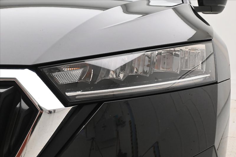 Škoda Octavia 2,0 TDI 110 kW DSG Style Záruk - fotka 30 z 31