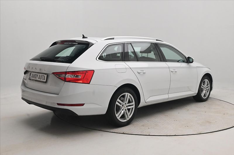 Škoda Superb 2,0 TDI 110kW Style DSG Záruka - fotka 5 z 30