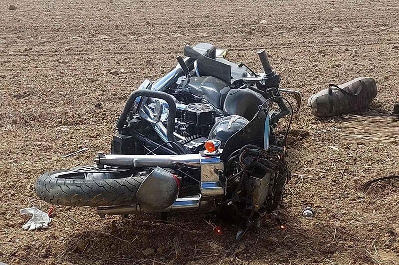 Nejčastějšími příčinami nehod motorkářů jsou nepřizpůsobení rychlosti stavu vozovky, nepozornost a nezvládnutí řízení stroje.