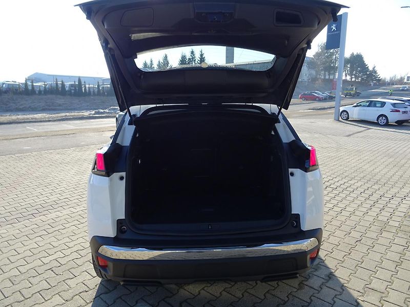 Peugeot 3008 (2017) ACTIVE 1.6 BlueHDi 120k MAN6 - fotka 10 z 47