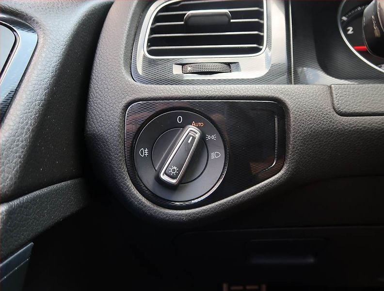 Volkswagen Golf (2016) 2.0 TDI GTD, Serv.kniha, Navi - fotka 17 z 20