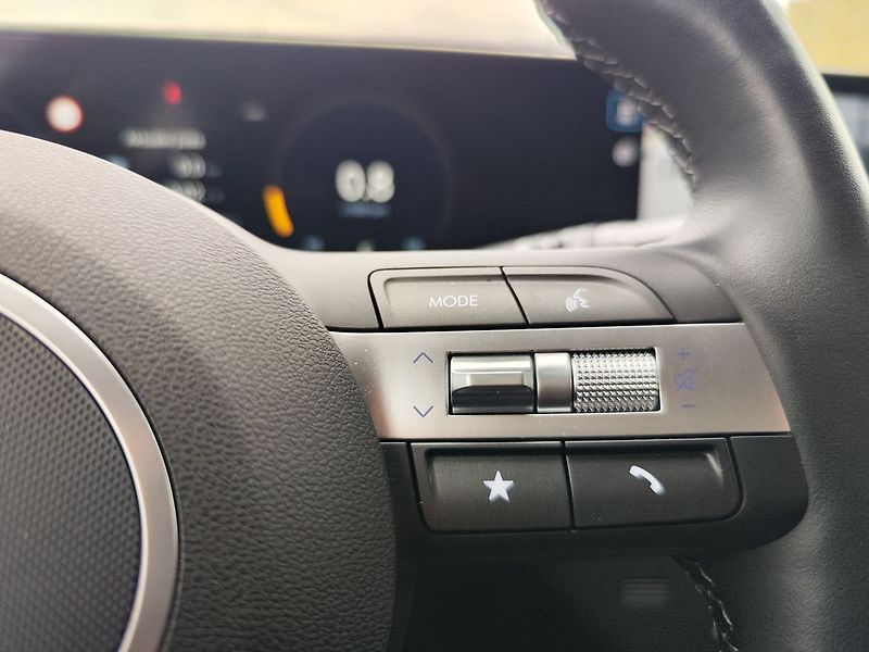 Hyundai Kona 1.6 T-GDI/145kW Smart - fotka 27 z 32