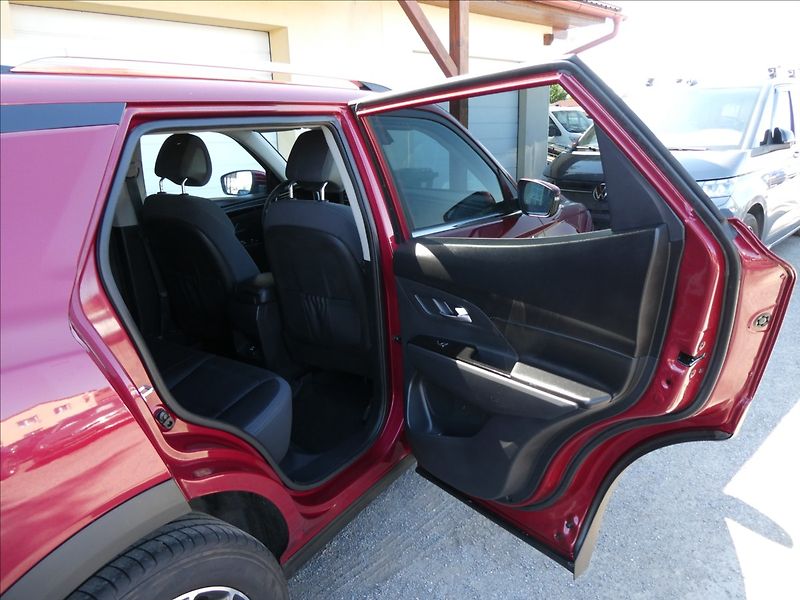 SsangYong Korando 1,5 1.5T-GDI,Style,4x4,automat - fotka 26 z 42