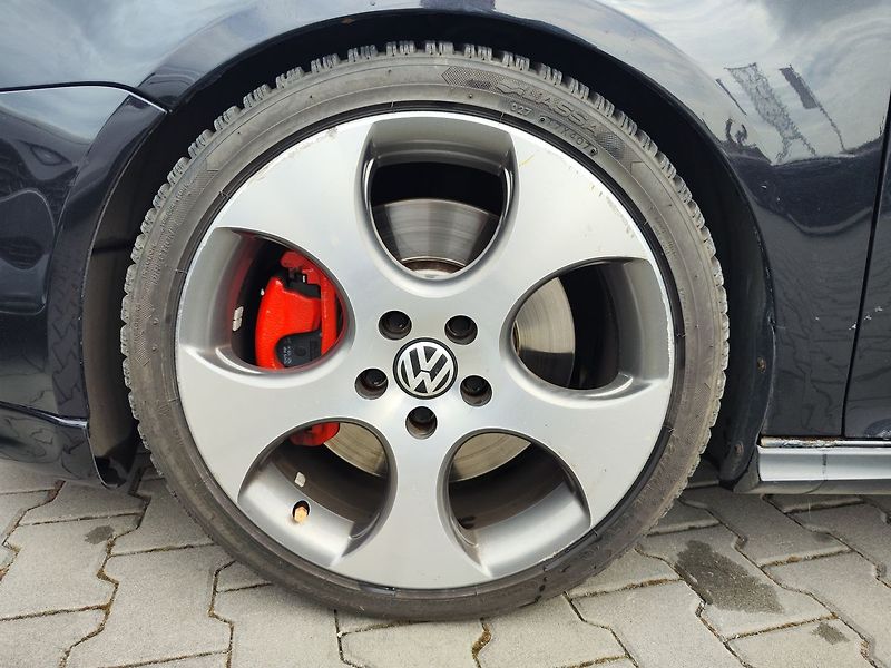 Volkswagen Golf 2.0 TFSI/147kW GTI - fotka 23 z 23