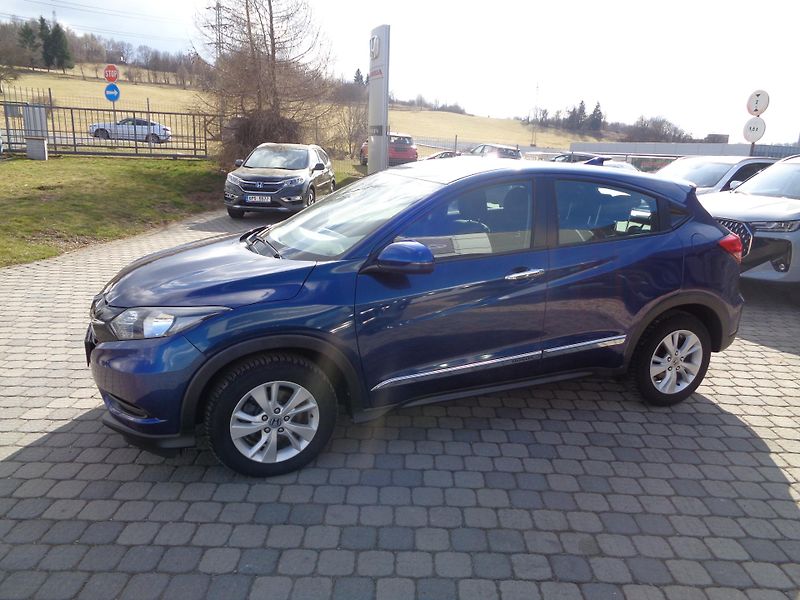 Honda HR-V (2018) 1,5 Comfort REZERVACE!!! - fotka 3 z 24