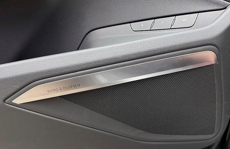 Audi Q8 e-tron 55 Sportback Q 360 Matrix Pano - fotka 33 z 36