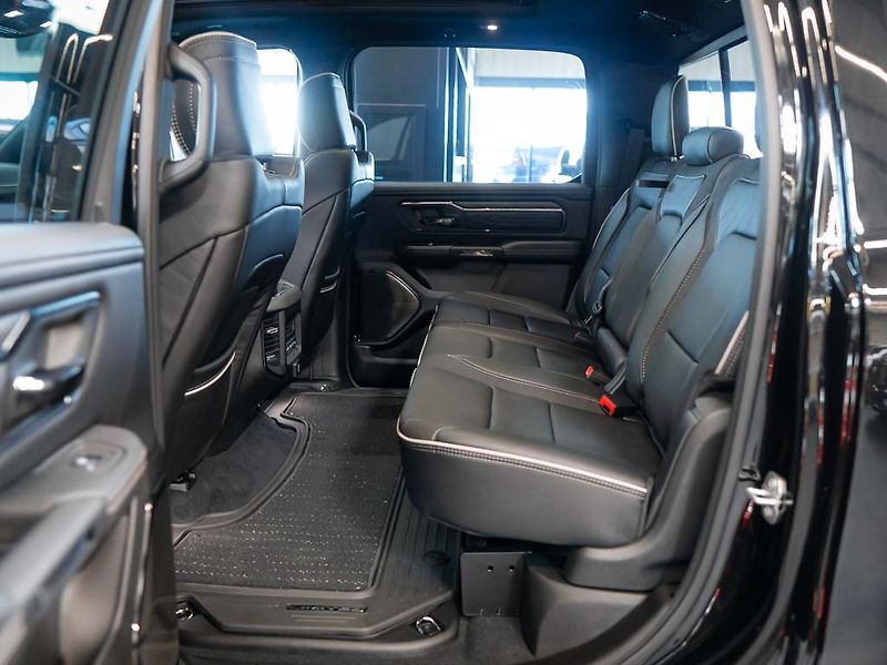 Dodge RAM (2026) 5.7 HEMI V8 Limited 4 LIFT - fotka 41 z 50