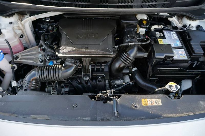 Hyundai i10 (2022) 1,0 1 MAJ .V ČR. - fotka 24 z 26