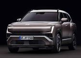 Nový Hyundai Tucson opustil pixely i motiv andělských křídel.