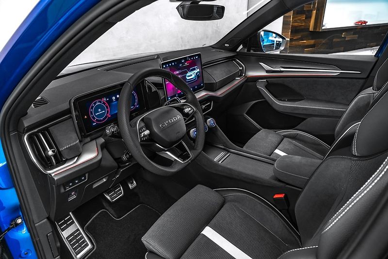 Škoda Kodiaq 2,0TDI 4x4 DSG SPORTLINE Tažné - fotka 12 z 20
