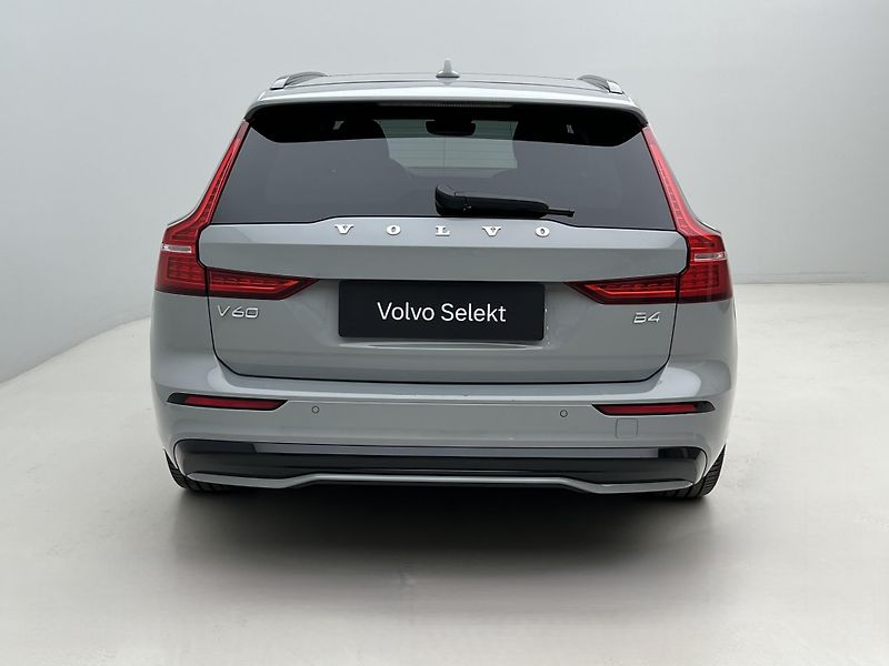 Volvo V60 B4 PLUS DARK AUT 1.maj. - fotka 11 z 47