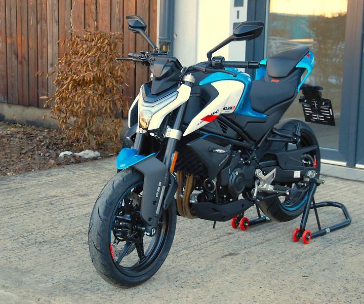 CFMOTO 450 NK (2026) 450NK - fotka 10 z 25