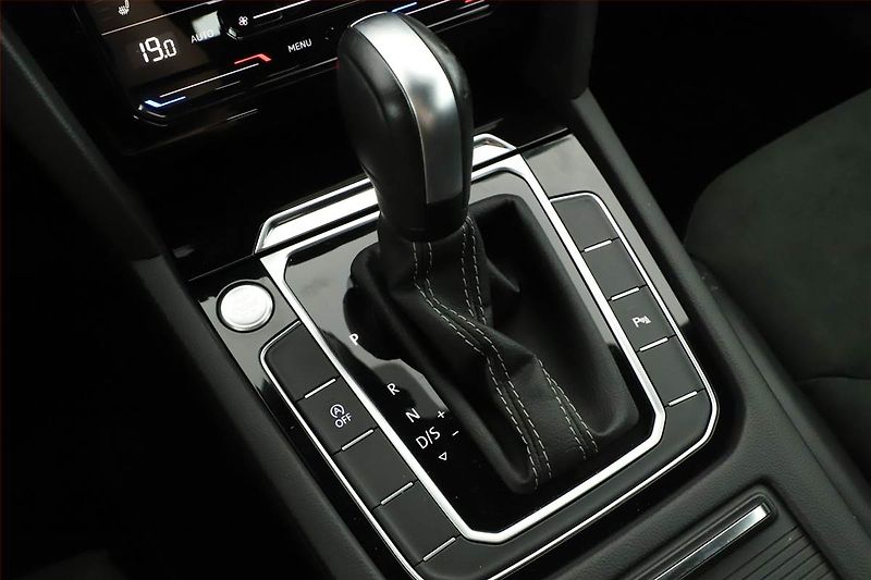 Volkswagen Arteon (2024) R-line 2.0 TDI - fotka 14 z 20