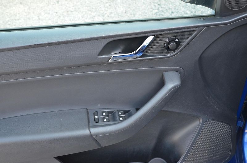 Škoda Rapid (2015) 1.4 TDi 66kW AMB / AUT. KLIMA - fotka 19 z 29
