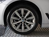 BMW Řada 5 (2018) Luxury Line 520d xDrive, 4X4 - náhled 15