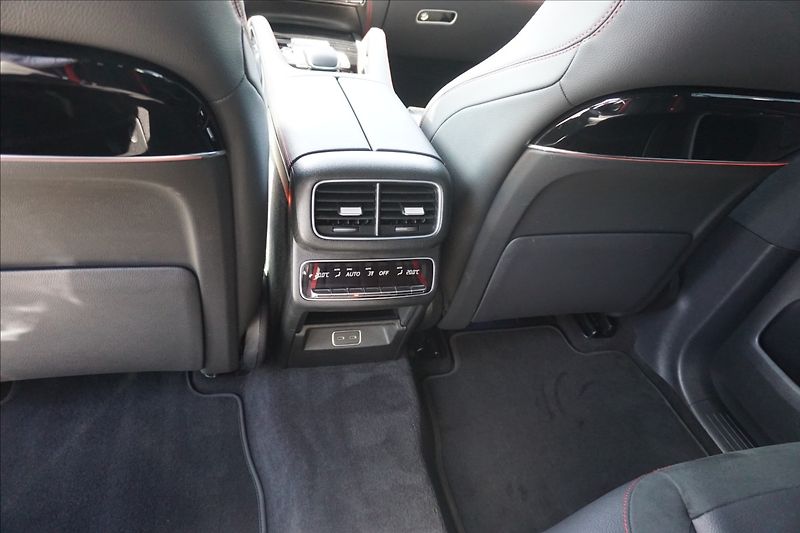 Mercedes-Benz GLE 3,0 AMG 53 4M+,CZ,1.majitel - fotka 12 z 30