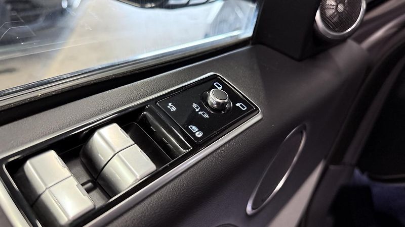 Land Rover Range Rover (2022) D350,VOGUE,ZÁRUKA - fotka 32 z 42
