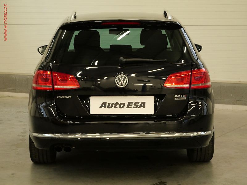 Volkswagen Passat (2014) 2.0TDI, 1.maj,ČR, DSG, xenon - fotka 5 z 24