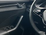 Škoda Octavia 2,0 TDI Combi Ambition Plus - náhled 15