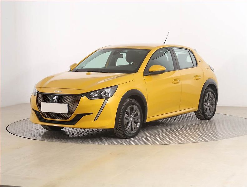 Peugeot 208 (2021) 50 kWh, SoH 90%, Automat - fotka 2 z 22