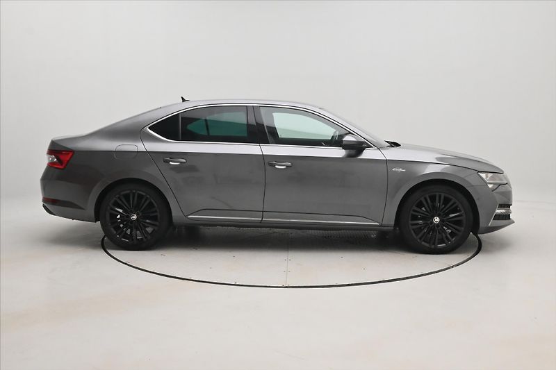 Škoda Superb 2,0 TDI 147 kW DSG L&K 4x4 Zár - fotka 4 z 32
