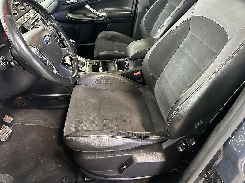 Ford Galaxy (2012) 2.0TDCi 7míst, AT, navi - fotka 9 z 21