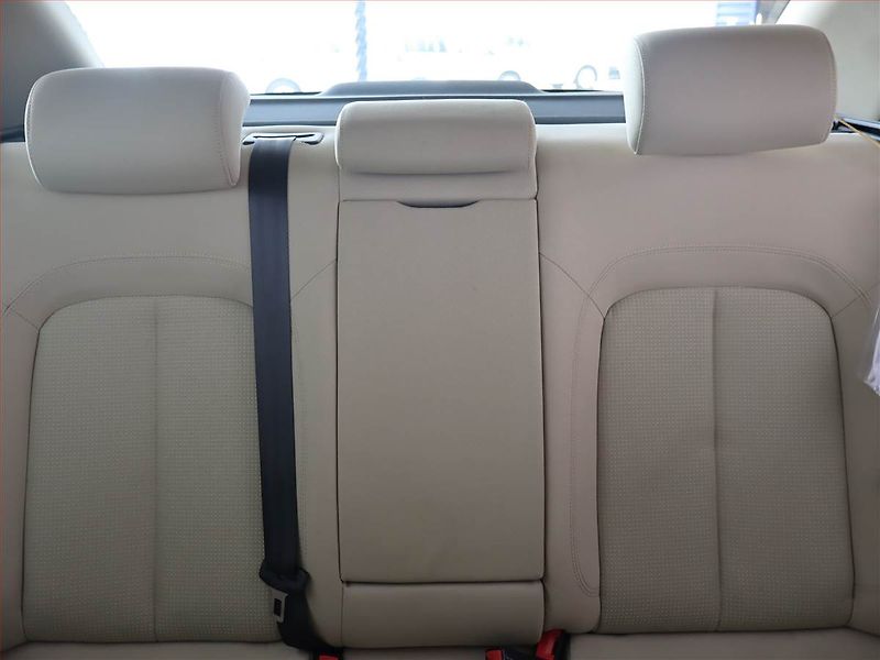Seat Exeo (2011) 2.0 TDI, nová STK - fotka 10 z 16