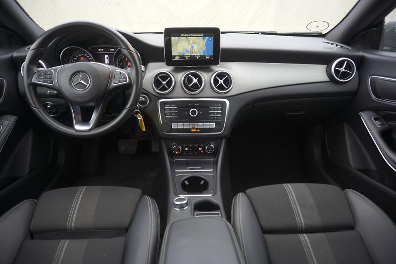 Mercedes-Benz CLA (2017) 200 2,2D SHOOTINGBRAKE AUT. - fotka 16 z 24
