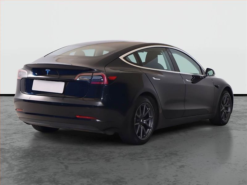 Tesla Model 3 (2019) Std Range Plus 52kWh, SoH 80% - fotka 5 z 25