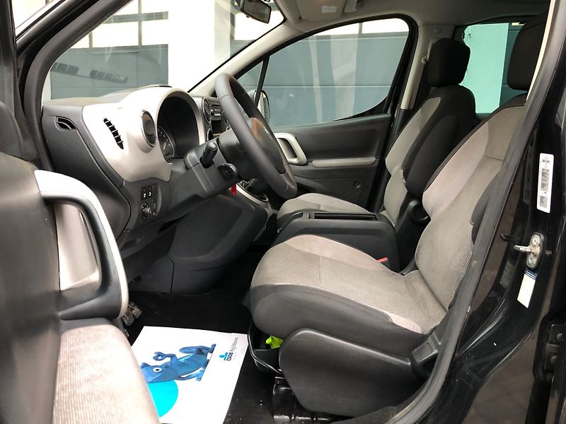 Peugeot Partner (2011) Teppe 1.6 HDi Panorama - fotka 9 z 32