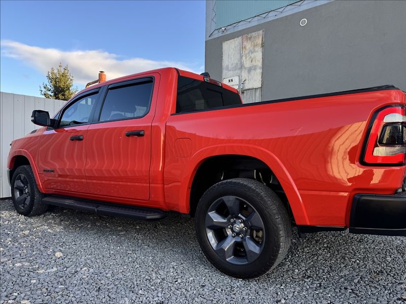 RAM 1500 5,7 V8 HEMI LPG BUILT TO SERVE - fotka 18 z 50