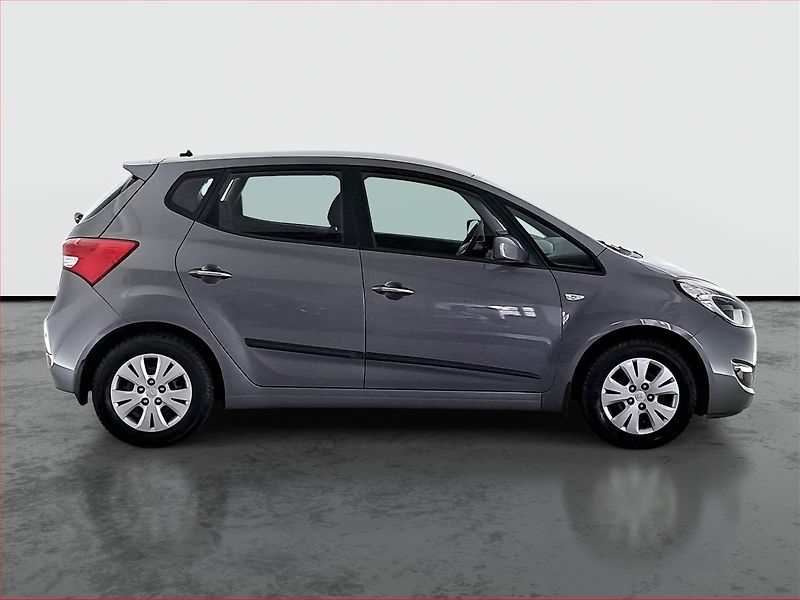Hyundai ix20 (2013) 1.4 CVVT, ČR,1.maj - fotka 6 z 16