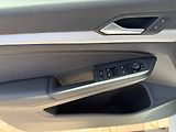 Volkswagen Golf (2024) 1.5 TSI 85 kW People - náhled 20