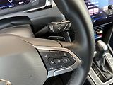 Volkswagen Passat Variant 2.0 TDI DSG R-Line 4Motion - náhled 14