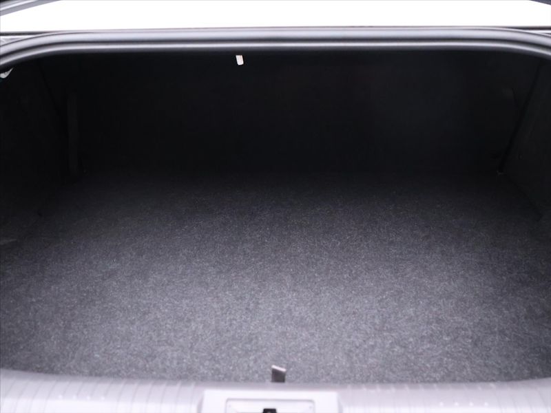 Toyota GR86 2,4 Boxer 172kW Executive DPH - fotka 10 z 38