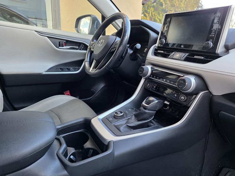 Toyota RAV4 2.5HYBRID-LPG-MAX.VÝBAVA-TAŽNĚ - fotka 3 z 13
