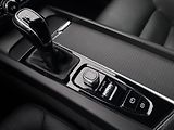 Volvo XC60 D4 AWD MOMENTUM PRO  - náhled 30