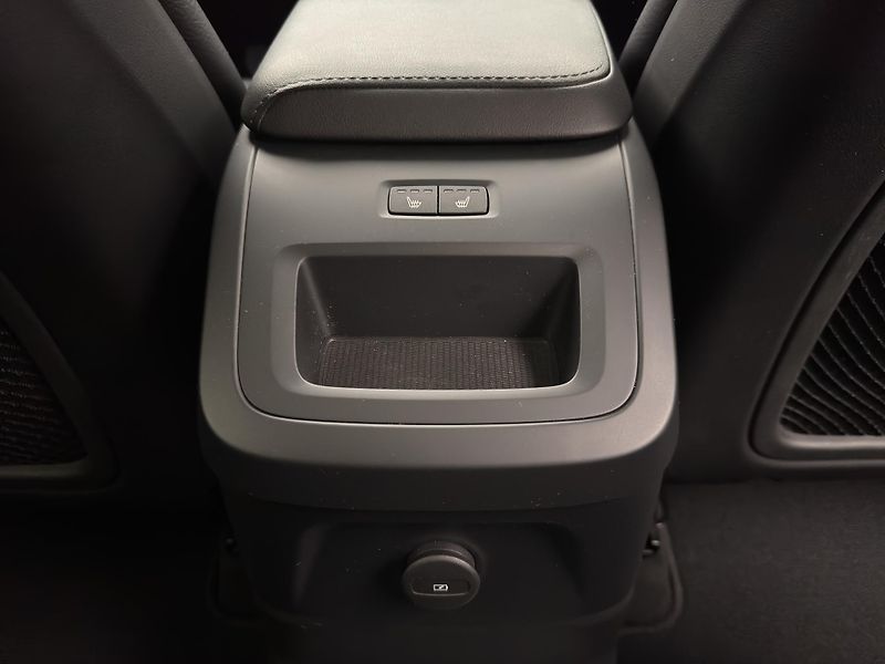 Volvo XC60 T6 AWD RECHARGE BRIGHT PLUS  - fotka 27 z 48
