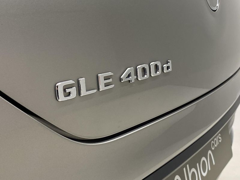 Mercedes-Benz GLE COUPE 400d 4MATIC AUT CZ - fotka 39 z 85