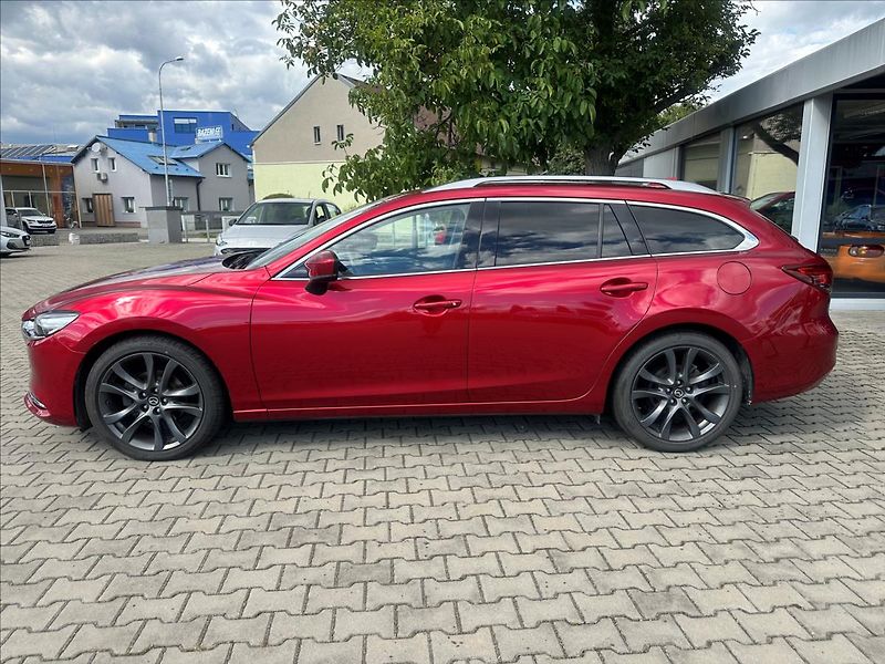 Mazda 6 2,5 i G194 A/T REVOLUTION TOP - fotka 2 z 31