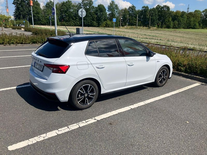 Škoda Fabia (2024) 1.0 TSI Monte Carlo - fotka 14 z 27