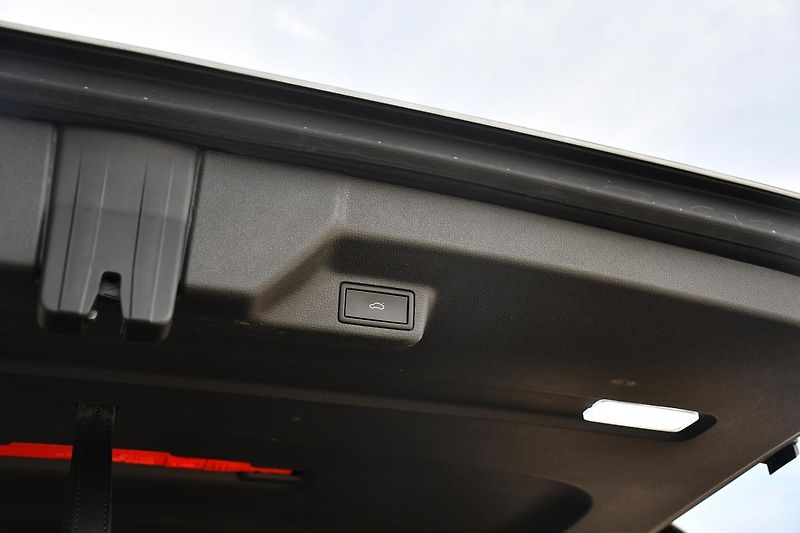 Volkswagen ID.Buzz PRO 360° ČR IQLED TAŽNÉ SoH 97 - fotka 46 z 52