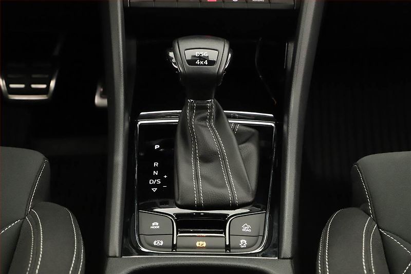 Škoda Karoq (2021) Sportline 2.0 TDI - fotka 10 z 15