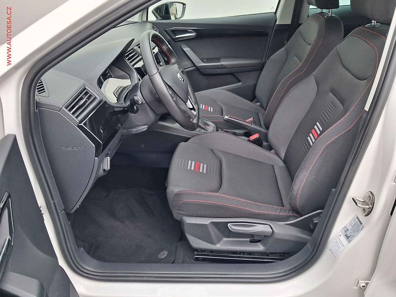 Seat Ibiza (2018) 1.5 TSi, FR, Navi, +kola - fotka 9 z 18