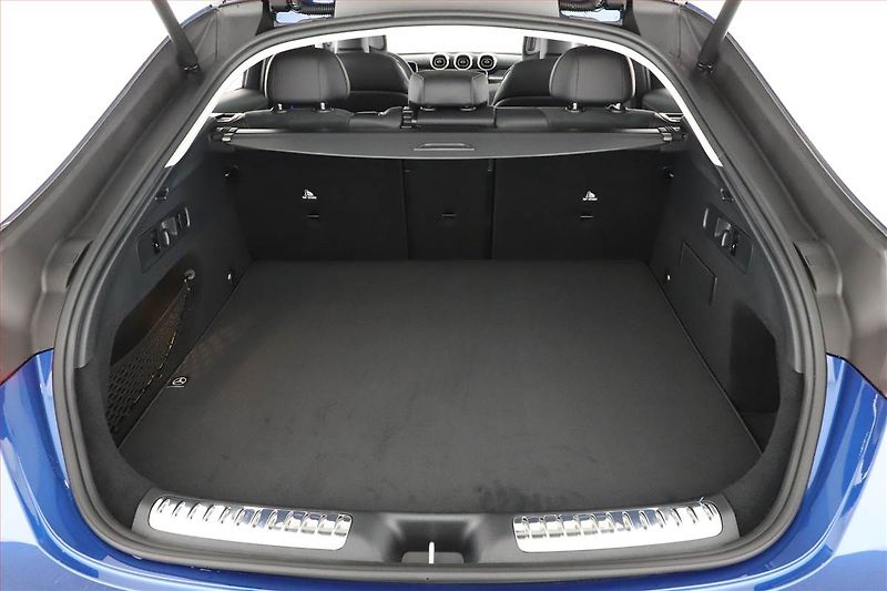 Mercedes-Benz GLC (2025) 220 d 4MATIC, AMG, Navigace - fotka 26 z 31