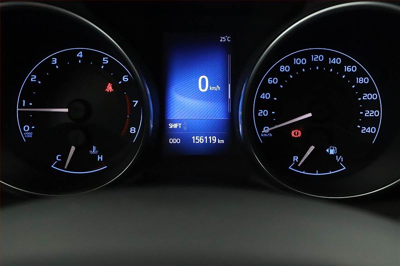 Toyota Auris (2017) 1.6 Valvematic, ČR,1.maj - fotka 13 z 20