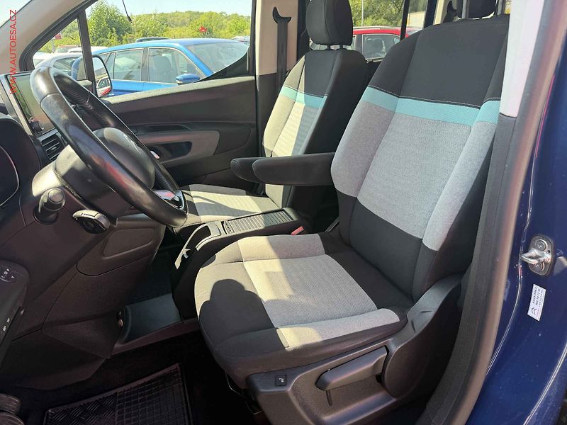 Citroën Berlingo (2019) 1.5HDi, Shine, 96kW - fotka 9 z 16