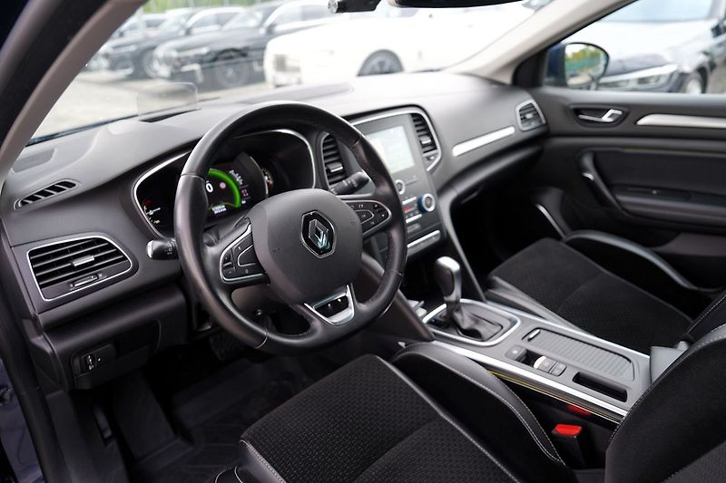Renault Mégane 1.2 TCe automat/132 PS/ČR - fotka 23 z 43
