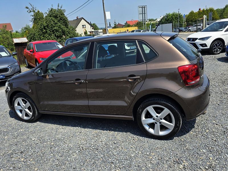 Volkswagen Polo 1.2 TSI 66 KW HIGHLINE - fotka 3 z 20