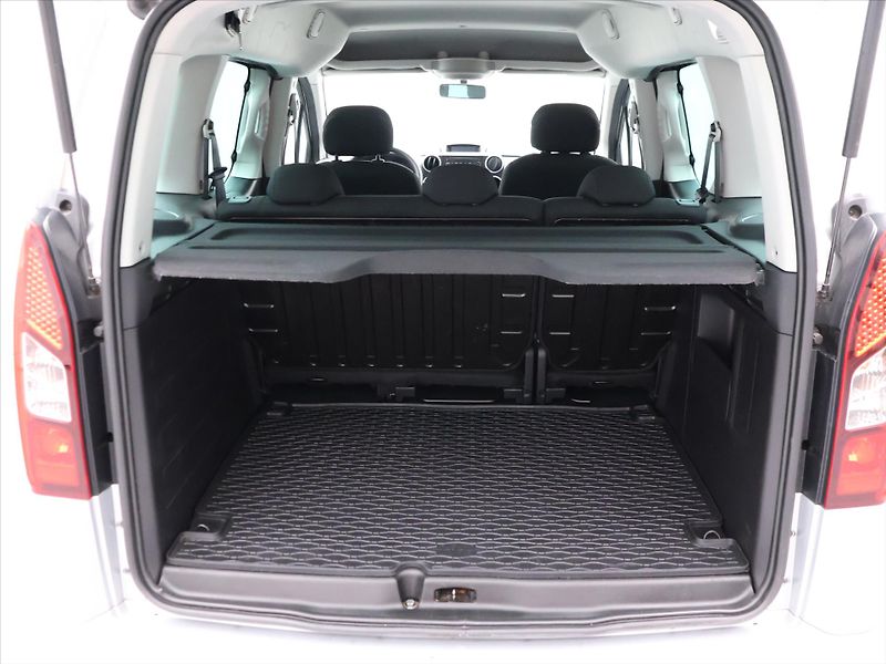 Peugeot Partner Tepee 1,6 HDI  Klima Tažné CZ - fotka 10 z 27